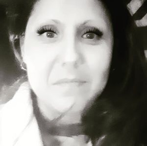 Meet your Posher, Jeina